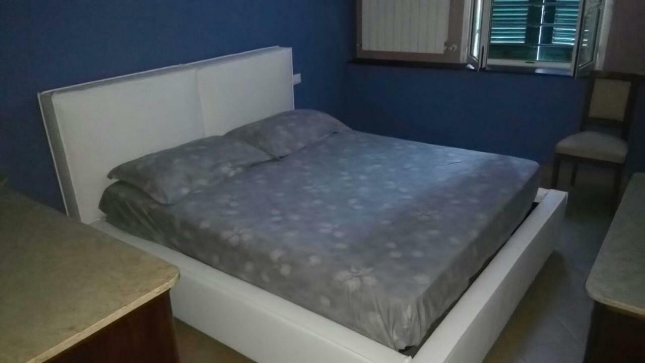 דירות פינאלה ליגורה Casa Florine מראה חיצוני תמונה