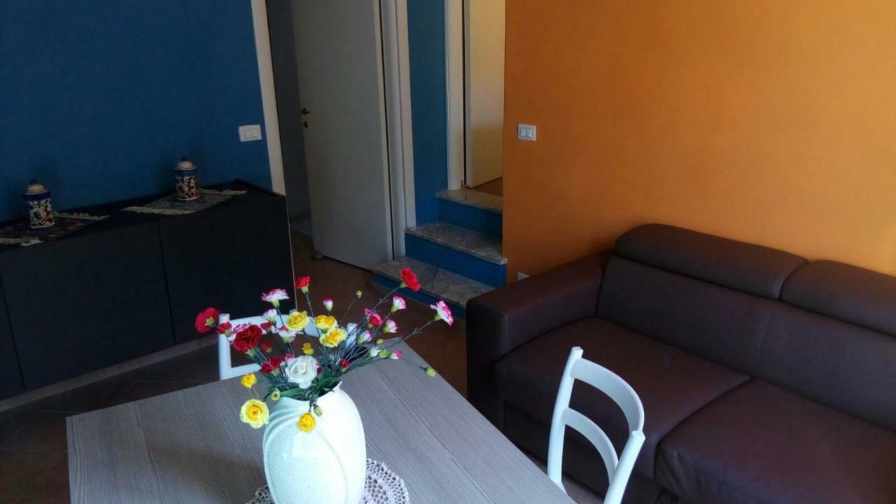 דירות פינאלה ליגורה Casa Florine מראה חיצוני תמונה