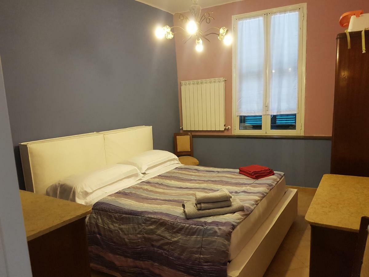 דירות פינאלה ליגורה Casa Florine מראה חיצוני תמונה